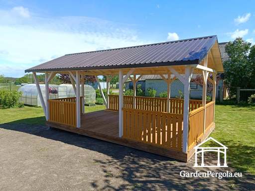 4x7 m Skreddersydd Trepaviljong — Romslig Hagepaviljong med Gulv og Dobbel Skråtak - garden gazebo pergola