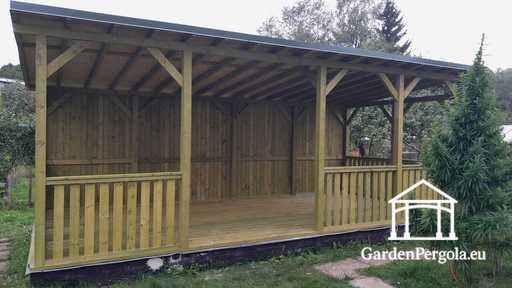 4x7 m Naturlig Trepaviljong — Romslig Hagepaviljong med Gulv, Rekkverk og Enkelt Skråtak