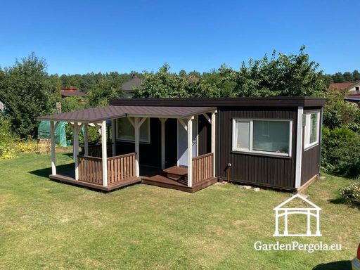 Husfestet naturlig treveranda med overbygd tak - garden gazebo pergola